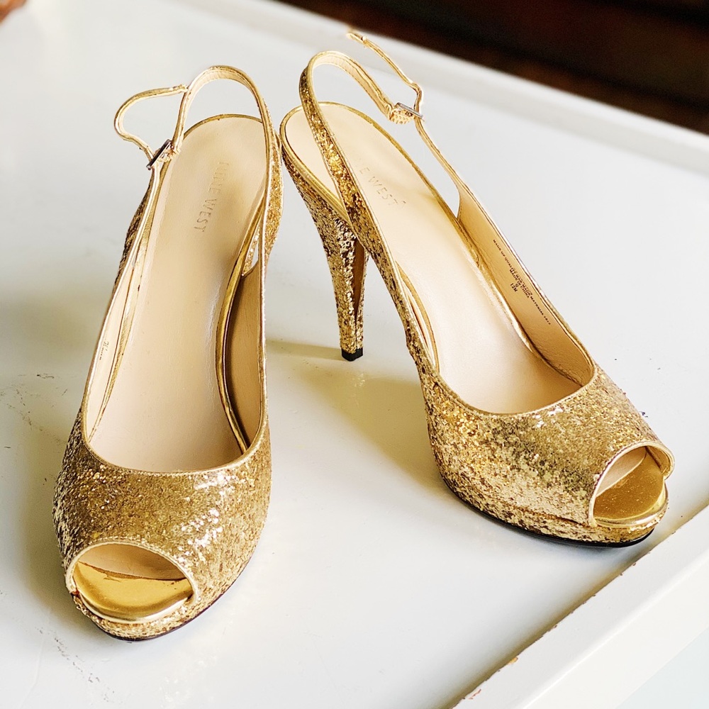 Nine West gold glitter sling backs women’s size 12